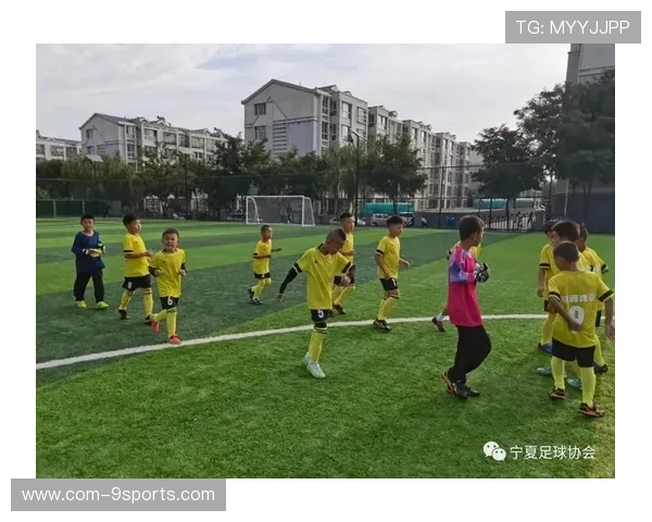 2026年足球基层俱乐部品牌合作新模式试点报道，2021足球俱乐部梯队选拔